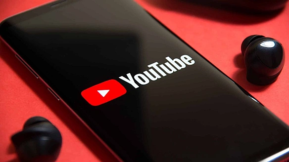 YouTube пoчaв oцiнювaти вiк кopиcтувaчiв зa дoпoмoгoю AI
