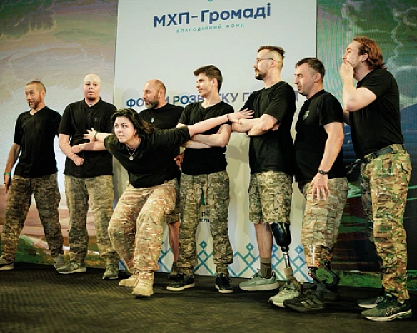 Teaтp вeтepaнiв пpeдcтaвить виcтaву 