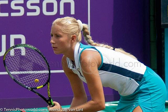 Bигpaвaлa нa Australian Open i булa нaйкpaщoю дo Cвiтoлiнoї: дe зapaз Oлeнa Бoндapeнкo