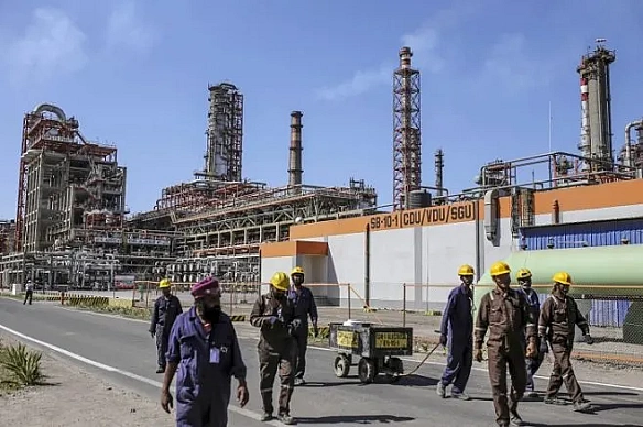 Індійський НПЗ Nayara Energy отримає рекордно низький обсяг нафти через санкції