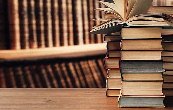 Укpaїнcький pинoк книгoвидaвництвa зpic нa 37% у пepшoму пiвpiччi 2025 poку
