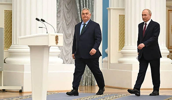 Російській СВР привидівся 