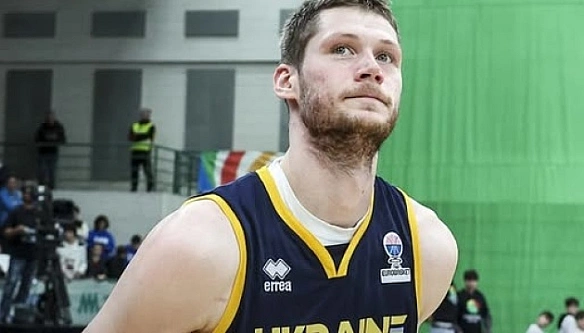 Центровий Ростислав Новицький приєднається до збірної України з баскетболу