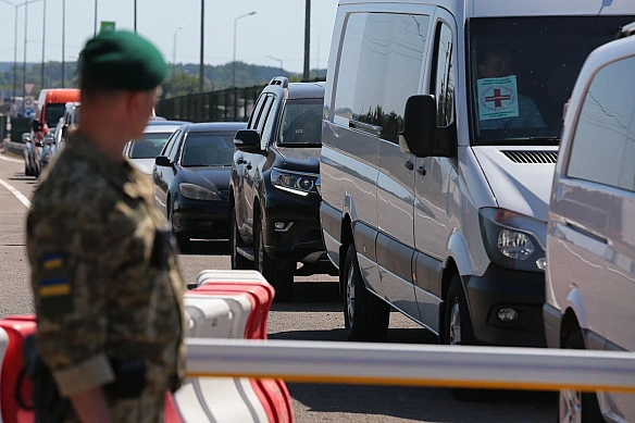 Що потрібно для виїзду за кордон на авто - повний список документів