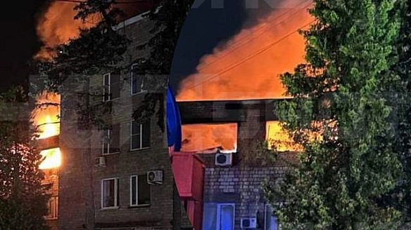 Площа Леніна в диму: під Московою палала місцева адміністрація