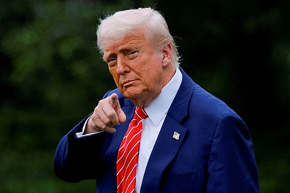 Трамп хоче провести тристоронню зустріч за участю Зеленського і Путіна: названа умова