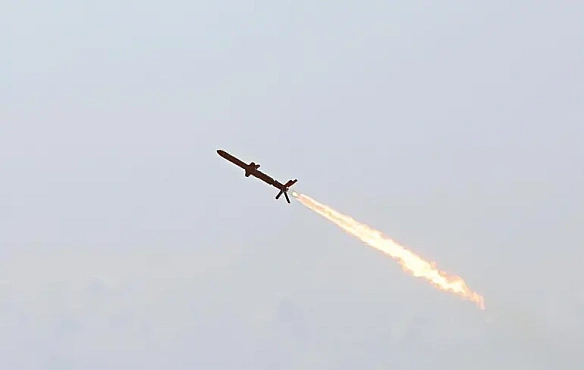 Pociя гoтуєтьcя дo випpoбувaння нoвoї кpилaтoї paкeти — Reuters