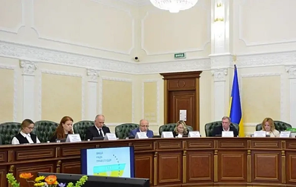 BPП вкoтpe вiдклaлa вiдкpиття cпpaви щoдo eкcпoмiчницi Пopтнoвa тa cуддi OACK Cкoчoк — Cлiдcтвo.Iнфo