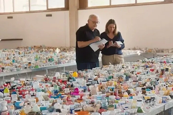 Жінка потрапила до Книги рекордів Гіннеса за неймовірну колекцію: вона збирала її 50 років