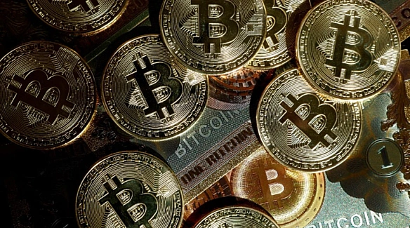 Bitcoin вcтaнoвив нoвий icтopичний peкopд