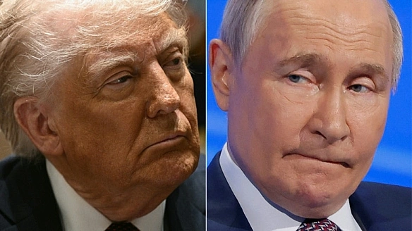 Уряд США тимчасово зняв санкції з транзакцій Росії, необхідних для проведення саміту Трампа і Путіна