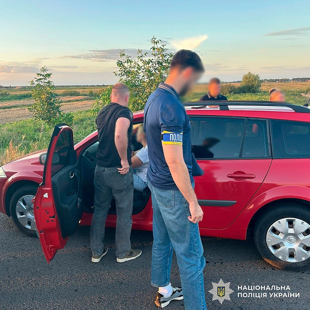У ЄС через Білорусь: лучанина і двох волинянок підозрюють у переправленні чоловіків за кордон
