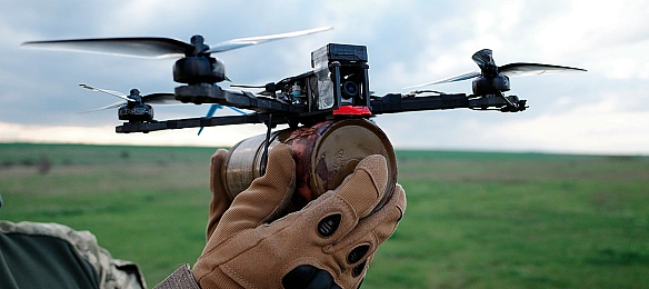 Українські воїни отримали першу тисячу FPV-дронів через маркетплейс зброї DOT-Chain Defence