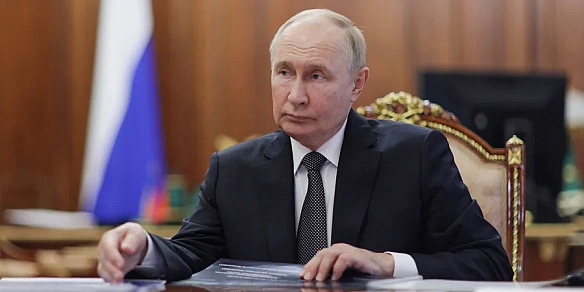 Росія на порозі економічного колапсу на тлі переговорів Путіна з Трампом — Вlооmbеrg