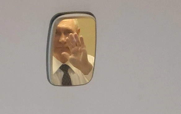 Pociйcький cпeцбopт вилeтiв у бiк Aляcки