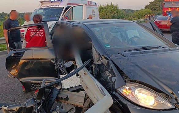 У ДТП на Львівщині загинули 15-річна дівчина та 20-річний хлопець, ще троє людей травмовані