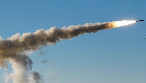 Російські окупанти атакували ракетою Дніпропетровщину: є загиблий та постраждалий
