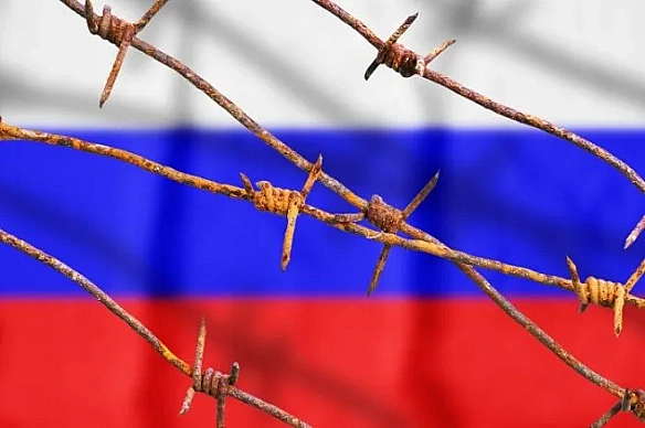 ЄС планує 19-й пакет санкцій проти росії у вересні: США закликають до готовності запровадити мита на нафту