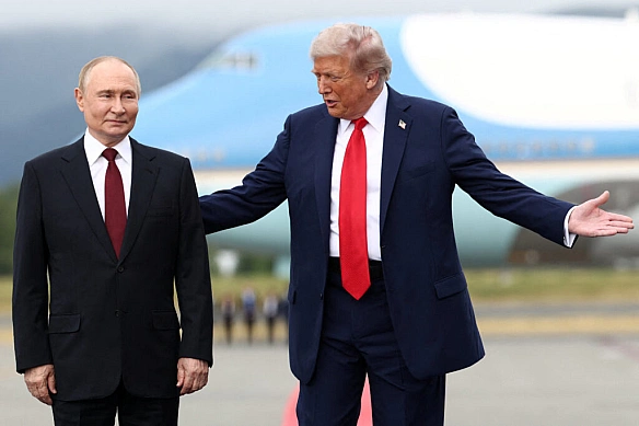 Формат саміту Трампа і Путіна змінився: до зустрічі доєднаються радники лідерів