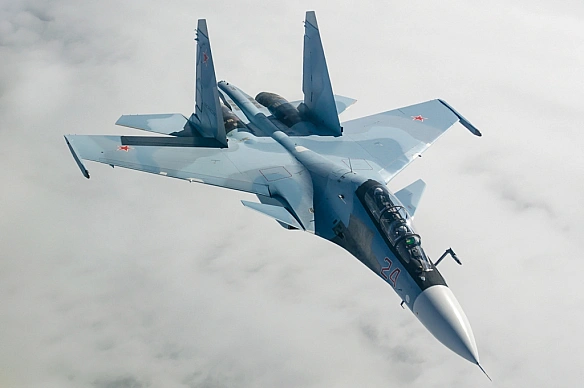 Російський Су-30СМ зник над морем біля Зміїного: уламки знайдено, екіпаж шукають