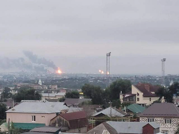 Росіяни скаржаться на вибухи в Сизрані: могло прилетіти по місцевому НПЗ