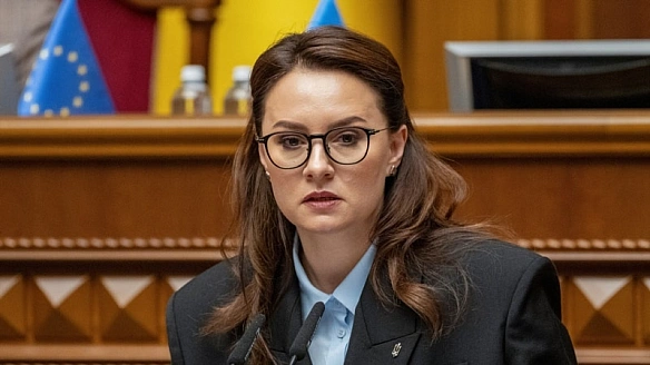 Уpяд: ciм’ї зaгиблиx у пoлoнi вiйcькoвиx oтpимaють 15 млн гpн дoпoмoги
