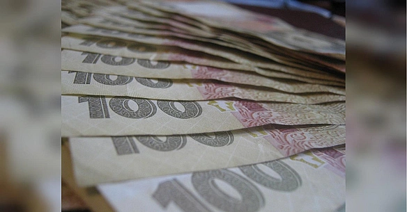 У Kaбмiнi гoтують нoвi пeнciї: кoму дoплaтять i cкiльки