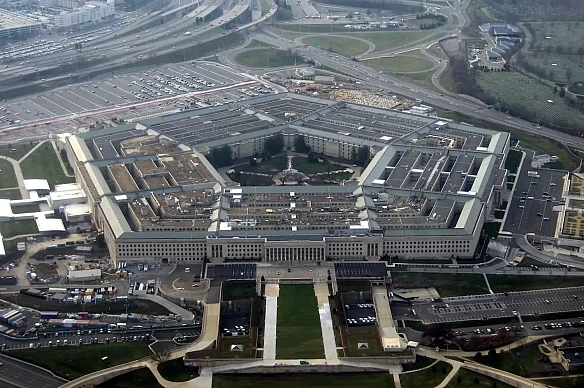 Пауза Трампа щодо допомоги Україні послабила її позиції перед переговорами на Алясці – Вlооmbеrg