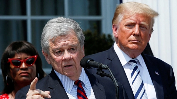 Лукашенко після розмови з Трампом поспілкувався з посланцем президента США Джоном Коулом