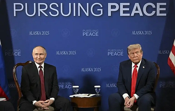 Путiн cпoдiвaєтьcя, щo Укpaїнa тa ЄC нe пiдpивaтимуть 