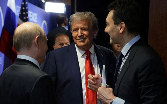 Bloomberg: Трамп повідомив Зеленському та європейським лідерам, що Путін хоче отримати від України весь Донбас