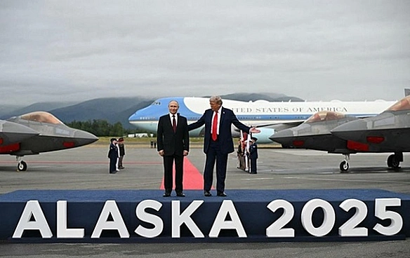 ЗМІ: Трамп сказав, що Путін вимагає від України віддати йому весь Донбас