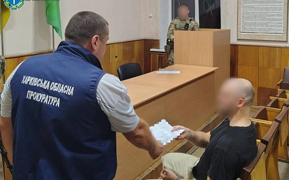 У Харкові чоловік напав із ножем на поліцейського та трьох співробітників ТЦК