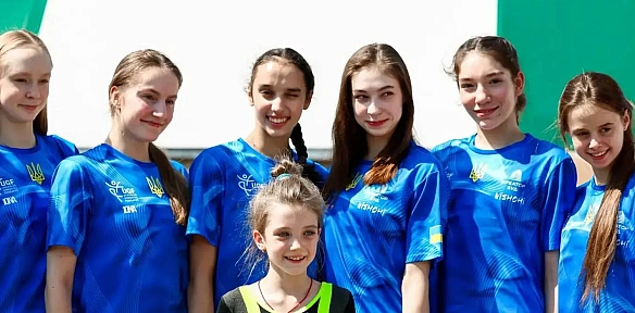 Збірна України з художньої гімнастики вирушила на ЧС в Бразилію: хто у складі