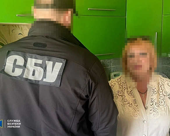 Зрадниця серед своїх: продавчиня шпигувала для ФСБ на Донеччині