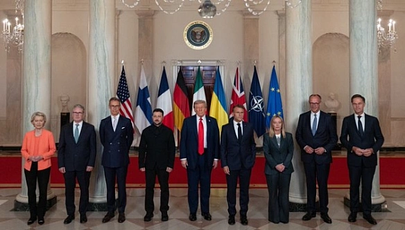 Трамп зробив «сімейне фото» із Зеленським, лідерами Європи і НАТО