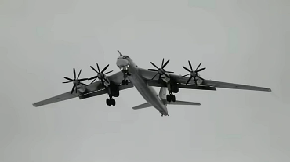 Російські Ту-95МС запускали крилаті ракети – Повітряні сили