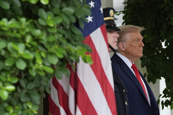Трамп скасував відпустку для роботи над переговорами щодо України та Росії