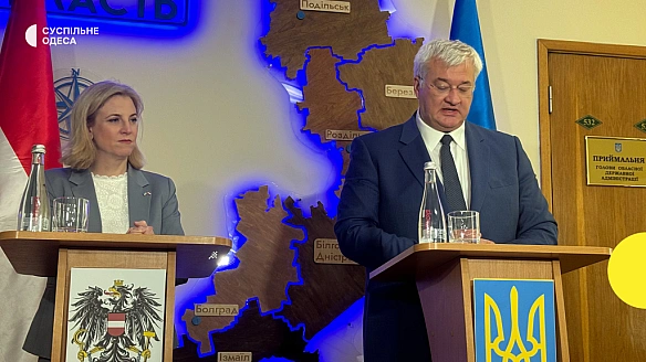 Очільниця МЗС Австрії відвідала Одесу та заявила про готовність долучитися до відбудови України