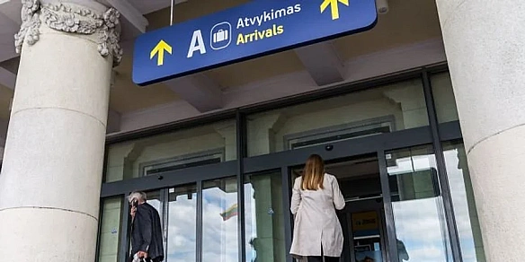 У столиці Литви через невідомий дрон зупиняли авіасполучення
