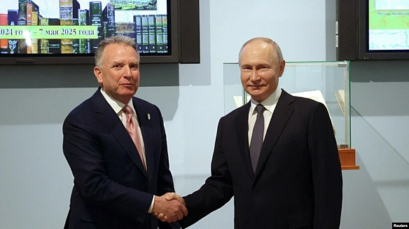 Спецпосланець США передав відзнаку заступниці директора ЦРУ, чий син воював за РФ