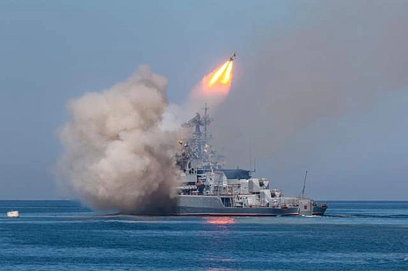Монітори фіксують зліт бомбардувальників Ту-95 і Ту-160, у море виведено ракетоносій