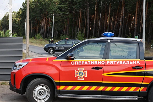 У Луцьку внаслідок ворожого обстрілу поранено жінку та пошкоджено будівлю (Відео)