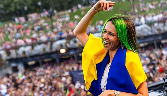 Українська диджейка Miss Monique задонатила 100 000 грн на «Тотальний русоріз»