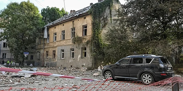 Удар ракетами і шахедами: у Львові внаслідок атаки РФ є загиблий та постраждалі, пошкоджено десятки будинків