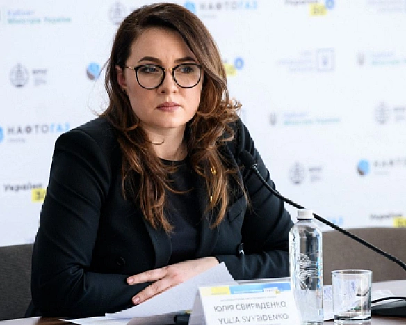 Чи дозволять чоловікам виїзд з України: що каже премʼєрка