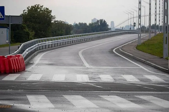У Києві 23 серпня відкриють повноцінний рух Подільським мостом та тунелем