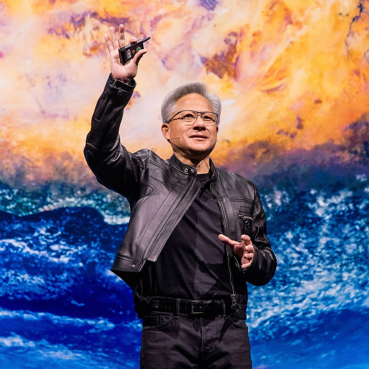 CEO Nvidia прибув на зустріч з TSMC на тлі переговорів зі США щодо нового чіпа для Китаю