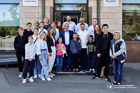 Катар допоміг повернути додому 68 українських дітей - Лубінець