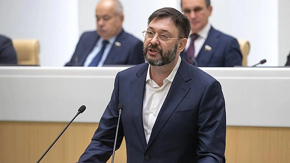 Пропагандист Вишинський, якого звинуватили у держзраді, а потім обміняли на засуджених у РФ українців, помер у Москві